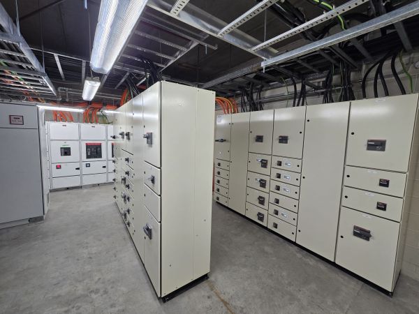 Completed electrical switchboard upgrade at Auckland District Court delivered by Level Electrical Morningside